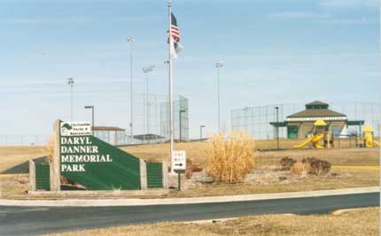 Danner Memorial Park (16332 bytes)